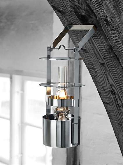 Ship's lamp